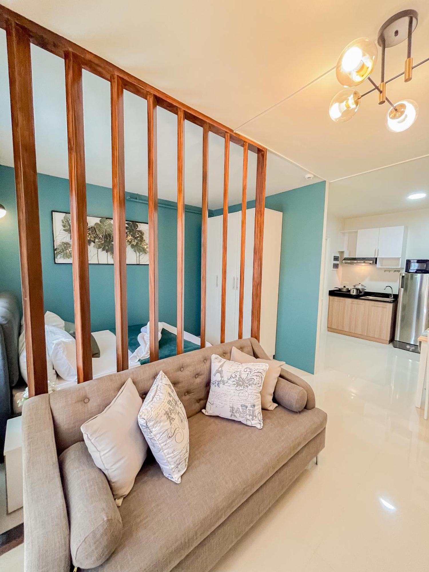 2 Bedroom And Studio Apartments With Private Pool And Gym In Vista Manors Verdant Puerto Princesa Εξωτερικό φωτογραφία