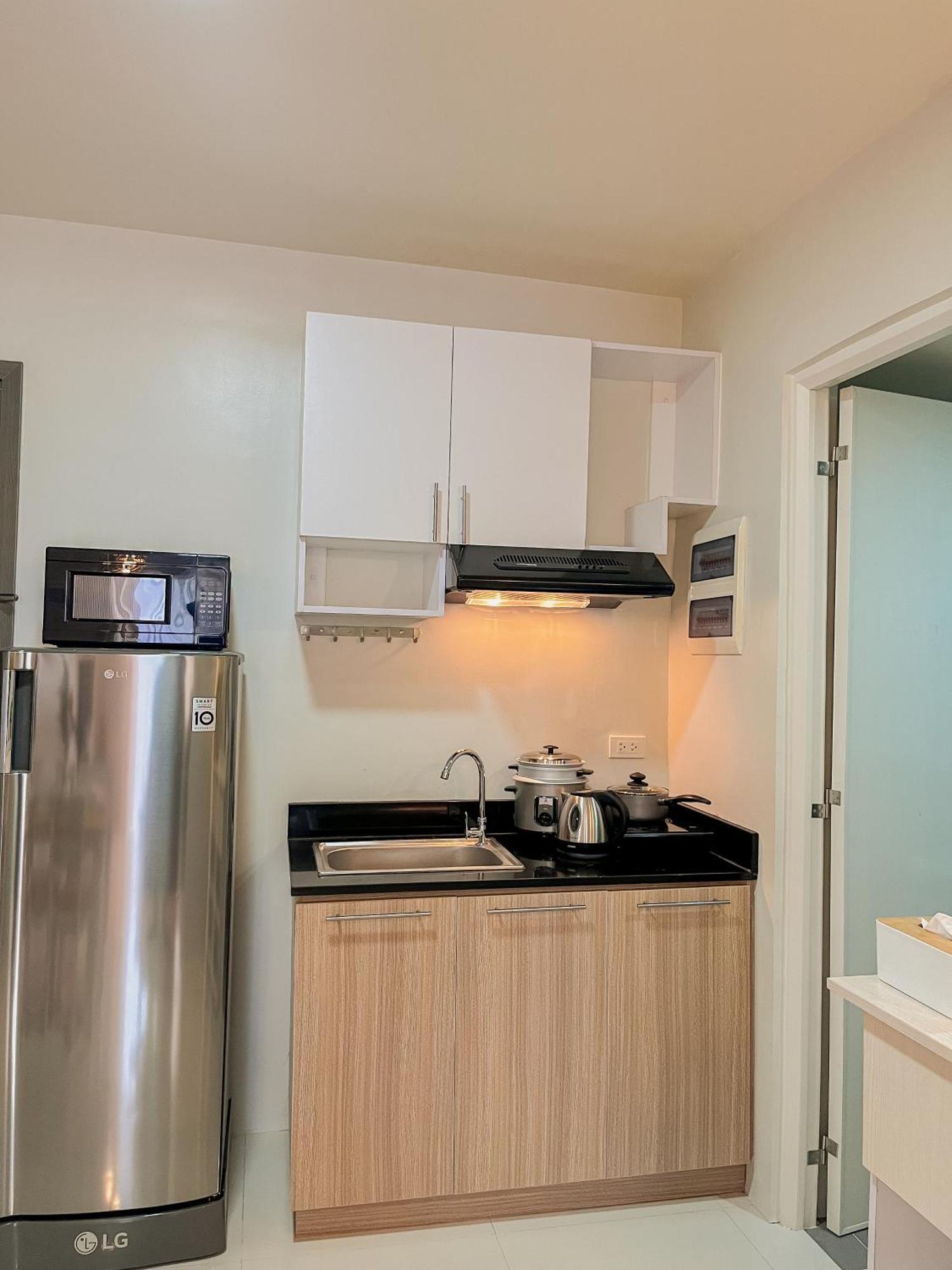 2 Bedroom And Studio Apartments With Private Pool And Gym In Vista Manors Verdant Puerto Princesa Εξωτερικό φωτογραφία